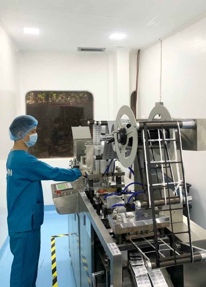 Compact Pharmaceuticals Corp. - Operations 10 Compact Pharmaceuticals Corp. - Operations 10